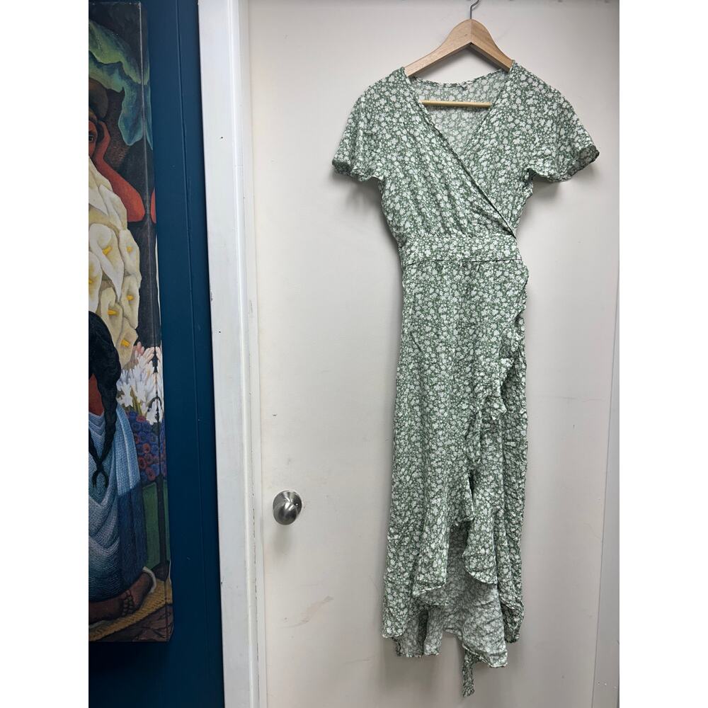 Green Floral Wrap Dress Size L - Picture 2 of 4